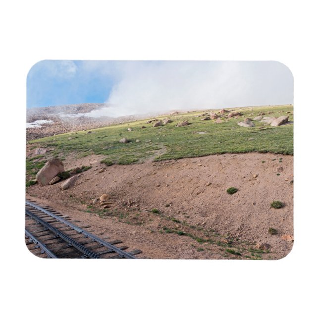 Landschaft entlang der historischen Zahnradbahn Magnet (Horizontal)