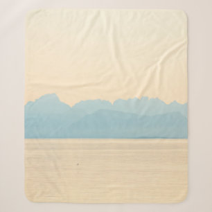 LANDSCHAFT FOTO EINES BERGES UND WASSERKÖRPERS SHERPADECKE