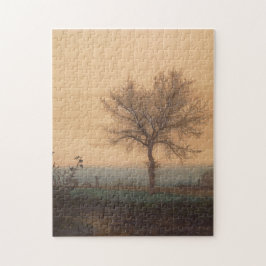 Landschaft mit Bäumen und Plowman