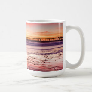 Landschaft und Pier bei Sonnenuntergang, CA Kaffeetasse