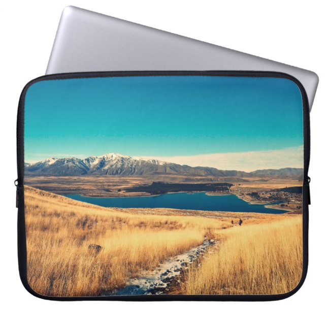 Landschaftliche Aussicht auf den John Gipfelbezirk Laptopschutzhülle (Vorderseite)