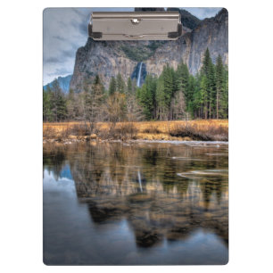 Landschaftliche Fälle Yosemite Klemmbrett