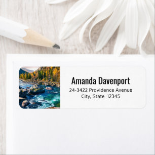 Landschaftliche Foto-Adresse für Fluss und Gebirge