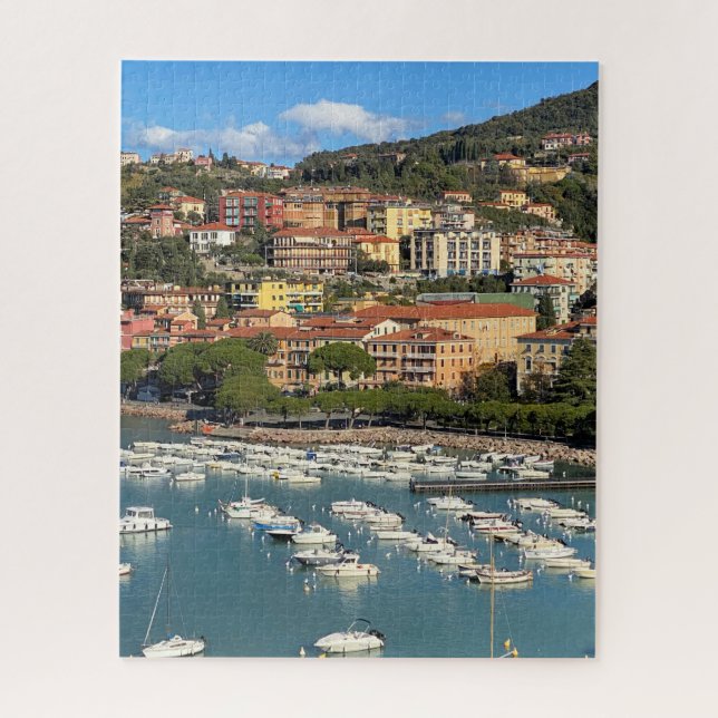 Landschaftliche Küstenstadt, Lerici, Ligurien, Ita (Vertikal)