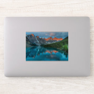 Landschaftliche Landschaftsfotografie über Berg un Aufkleber
