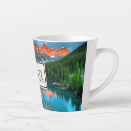 Landschaftliche Landschaftsfotografie über Berg un Milchtasse