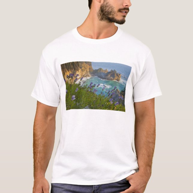 Landschaftliche McWay Falls stürzt in den Strand u T-Shirt (Vorderseite)