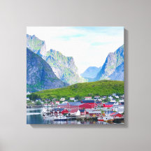 Landschaftliche norwegische Landschaft Lofoten Nor