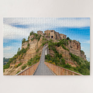 Landschaftliche Sicht auf Civita di Bagnoregio Jig