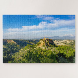 Landschaftliche Sicht auf Civita di Bagnoregio Jig
