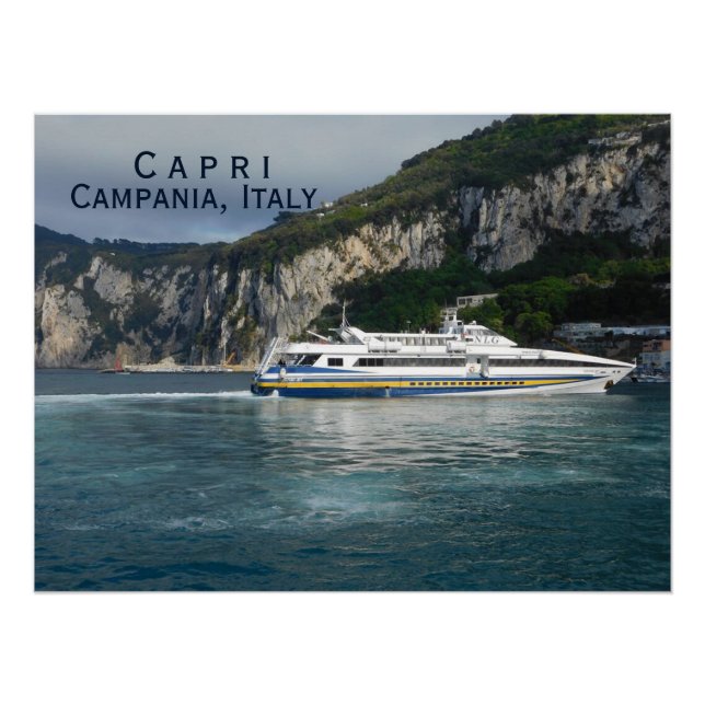 Landschaftliche Sicht auf das Fahrgastschiff Capri Poster (Vorderseite)
