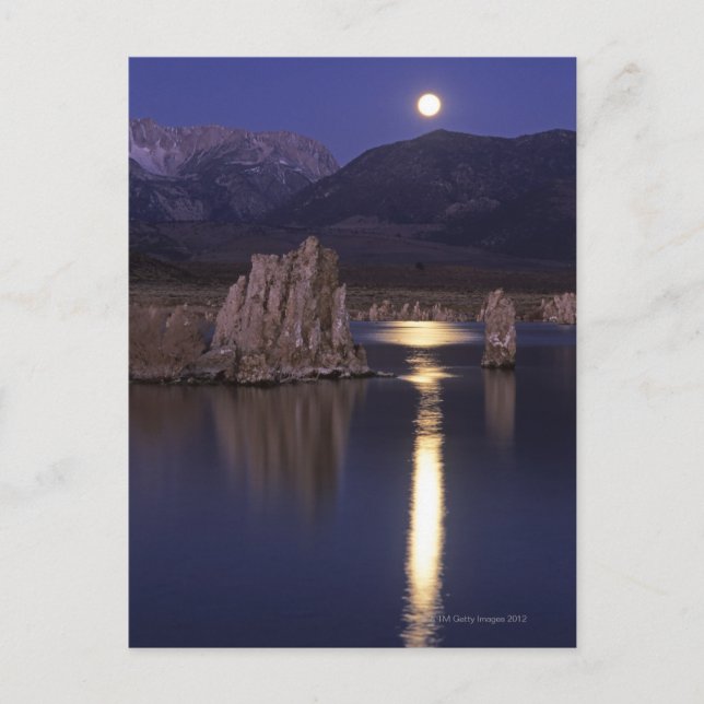 Landschaftliche Sicht auf den Mono See außerhalb v Postkarte (Vorderseite)