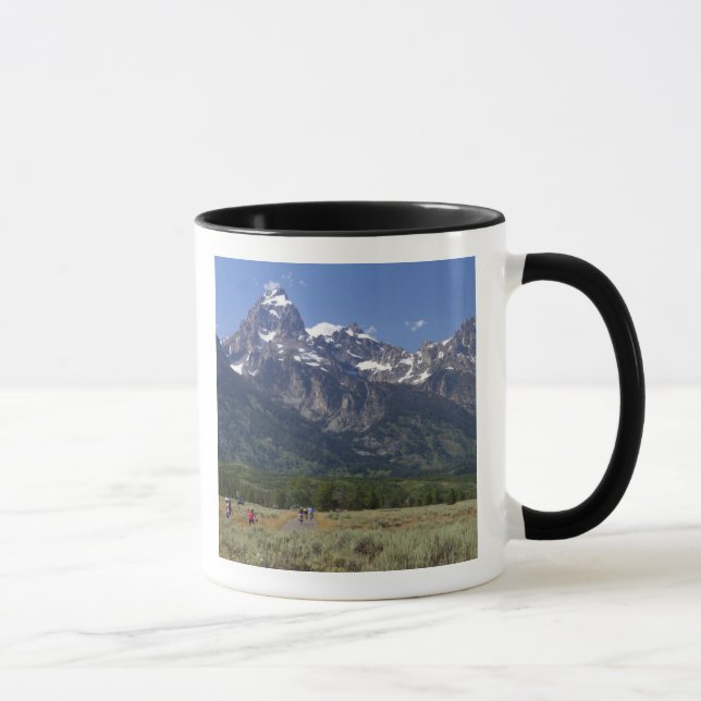 Landschaftliche Sicht auf den Teton-Bereich Tasse (Rechts)
