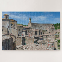 Landschaftliche Sicht auf Sorano, Toskana Jigsaw P