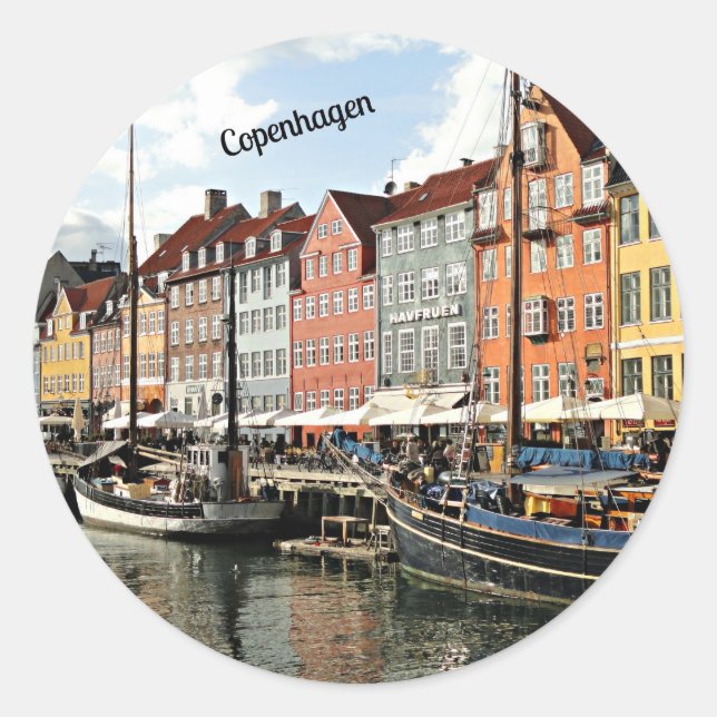 Landschaftlicher Kanal in Kopenhagen Runder Aufkleber (Vorderseite)