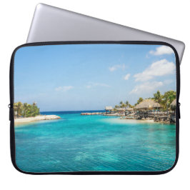 Landschaftlicher tropischer Strand mit Foto aus St Laptopschutzhülle