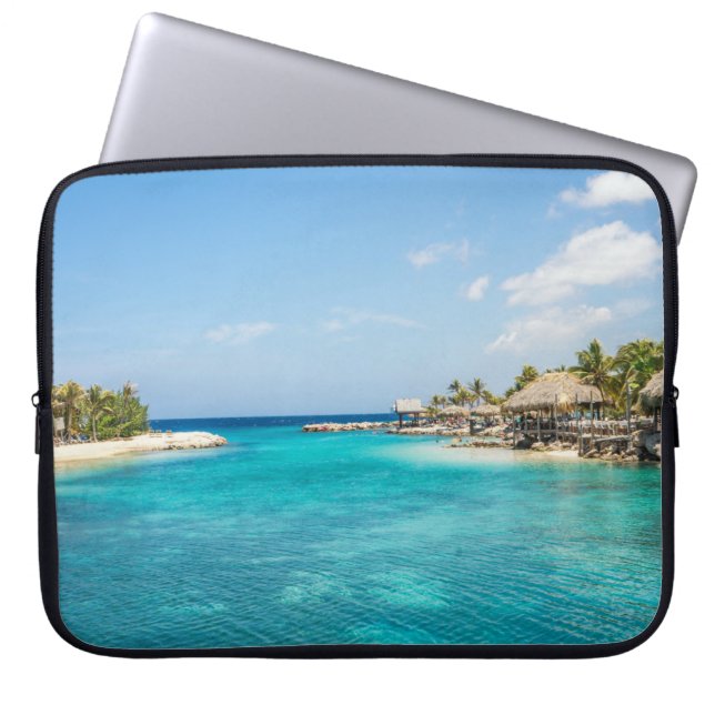 Landschaftlicher tropischer Strand mit Foto aus St Laptopschutzhülle (Vorderseite)