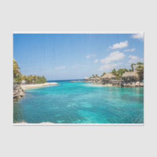 Landschaftlicher tropischer Strand mit Foto aus St Seidenpapier