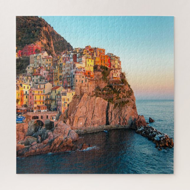 Landschaftliches Dorf, Cinque Terre, Ligurien, Ita (Vertikal)