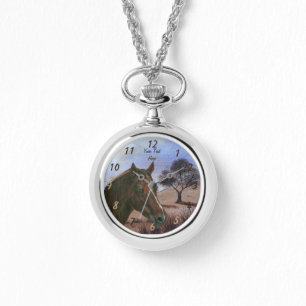 landschaftliches Pferdportrait Kastanienmare Armbanduhr