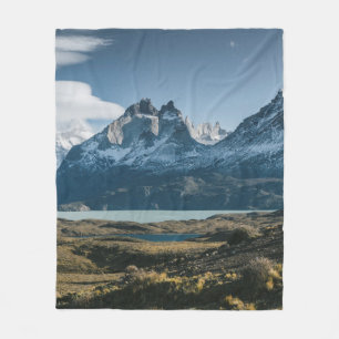 LANDSCHAFTSFOTOGRAFIE VON SCHWARZEM UND WEISSEM BE FLEECEDECKE