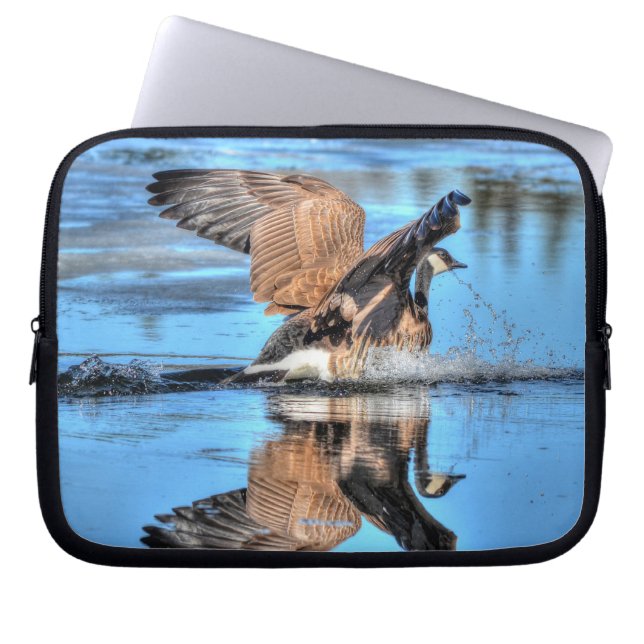 Landung Kanada Gänse auf Wildlife Nature Szene Laptopschutzhülle (Vorderseite)