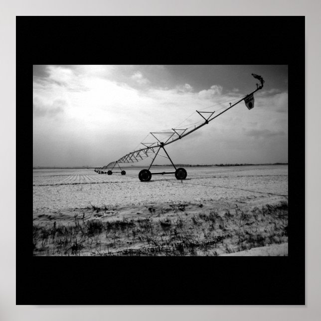 Landwirtschaftliche Winterfarm Bewässerung B&W Poster (Vorne)
