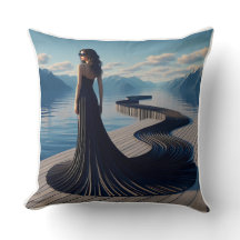 Lange coole Frau im schwarzen Kleid Kissen