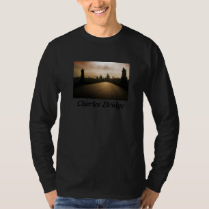Langes Hülsen-Shirt Charles-Brücken-Prags T-Shirt