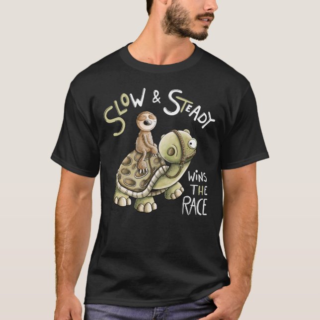 Langsam und stetig gewinnt das Rennen auf einer Ru T-Shirt (Vorderseite)
