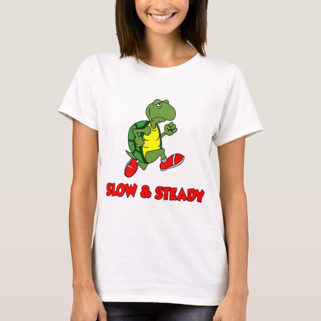 Langsame und stetig laufende Schildkröte T-Shirt (Vorderseite)