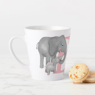 L'animal ABC E est pour la mug en latte d'éléphant