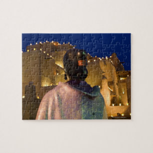 Lanterns light adobe Gebäude mit indischen