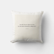 Lao Tzu Coussin : Repose dans la sagesse silencieu