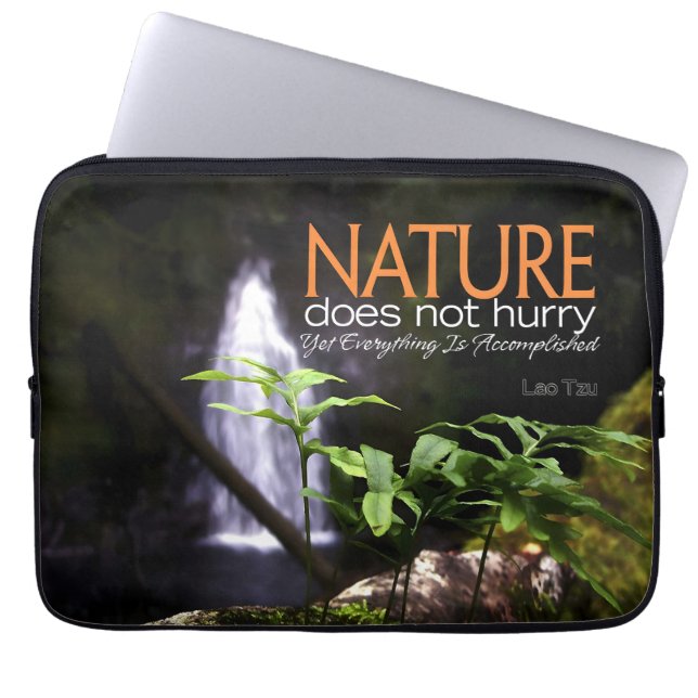 Lao Tzu Inspiration Zitat "Natur" Laptopschutzhülle (Vorderseite)