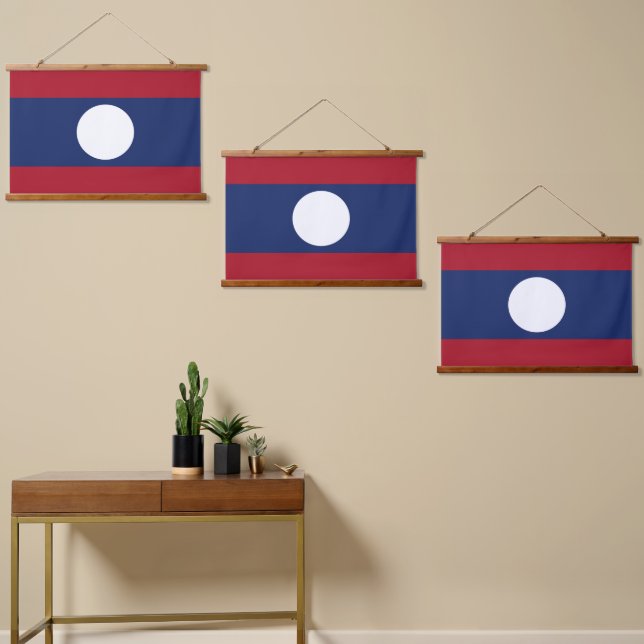 Laos-Flagge Wandteppich Mit Holzrahmen (Asymmetrisch)
