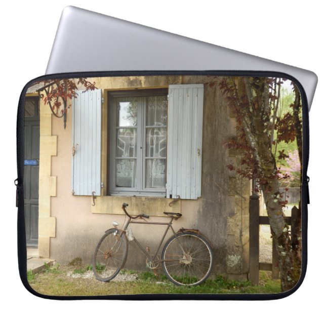 Laptop Sleeve im französischen Haus (Vorderseite)