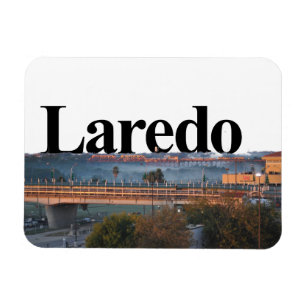 Laredo, TX Skyline mit Laredo im Himmel-Magneten Magnet