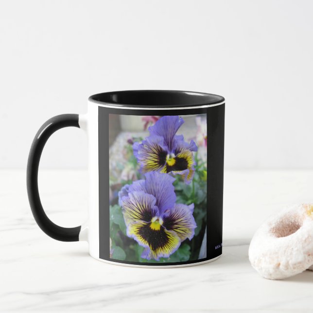 Large Purple Pansies Mug 11 oz Tasse (Mit Donut)