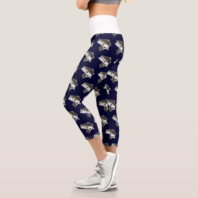 Largemouth Bass Fishing Pattern Blau Capri Leggings (Links)