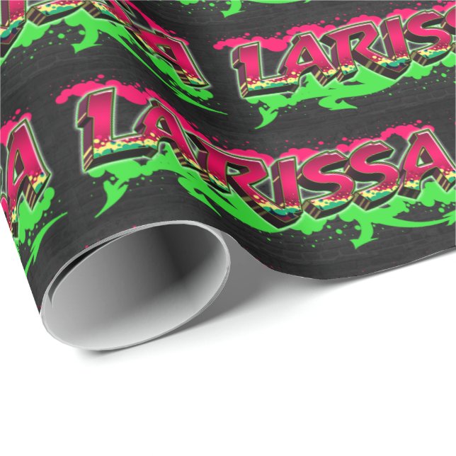 Larissa Vorname Name Graffiti red green Geschenkpapier (Rolleneckpunkt)