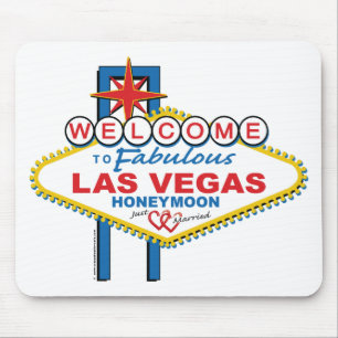 Las Vegas Honeymoon Retro Mousepad