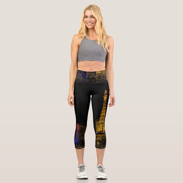Las Vegas in der Nacht Capri Leggings (Vorderseite)