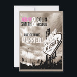 Las Vegas Modernes Vintages Sepia Hochzeitseinladu Einladung<br><div class="desc">Inspiriert durch eine Kundenanfrage. Modern mit einem Vintagen Aussehen und ein wenig dramatisch wie der Abend Himmel:) Alle Standardtexte können vollständig mit Ihren eigenen Worten an Ihre Bedürfnisse angepasst werden, und Sie können auch die Schriftart, Größen, Textplatzierung & Farben des Textes ändern. Um nur den Text zu ändern, verwenden Sie...</div>