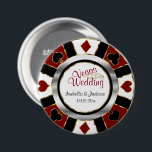 Las Vegas Style Wedding Dark Red and Gold Button<br><div class="desc">Button-Buttone. Las Vegas Style Wedding in Dunkelrot und Gold Poker Chip Design. ⭐ Dieses Produkt ist zu 100% benutzerdefinierbar. *****Klicken Sie auf die SCHALTFLÄCHE ANKLICKEN, um hinzuzufügen, zu löschen, zu verschieben, zu verändern, umzudrehen, zu drehen, etc... eine der Grafiken oder Texte. 99% meiner Designs in meinem Geschäft sind in Schichten...</div>