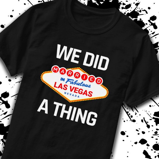 Las Vegas Wedding - ein Paar Verheiratet in Vegas T-Shirt (Von Creator hochgeladen)