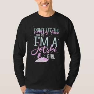 Lass den Hübschen Gesichtspolz, den du im Jet-Ski- T-Shirt