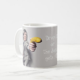Lass es fallen oder der Donut bekommt es Kaffeetasse
