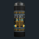 Lass Lit Menorah jüdischen Pun Ugly Hanukkah Chan Thermosbecher<br><div class="desc">Das ist ein großartiges Weihnachtsgeschenk. Ihre Familie,  Freunde oder Kinder werden dieses Geschenk Liebe,  nachdem Sie es ihnen geben. Wir wünschen Ihnen und Ihrer Familie und Ihren Freunden frohe Weihnachten.</div>