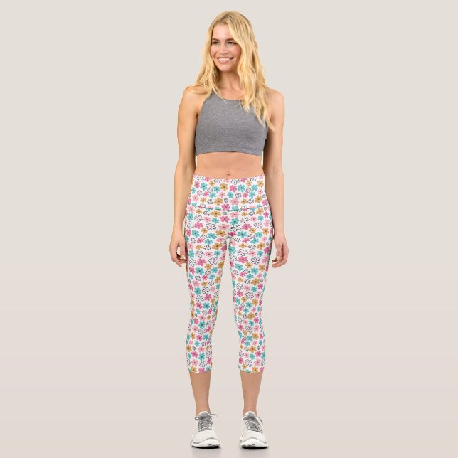 Lass Wildblumen, die dich an die Freiheit erinnern Capri Leggings (Vorderseite)